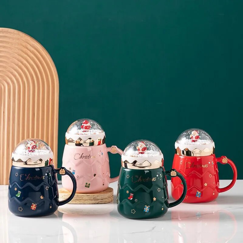 New Christmas Mugs with Innovative Lid Design