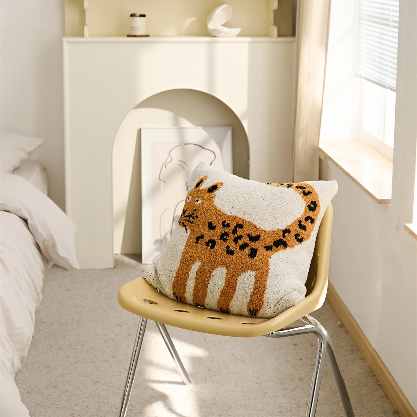 Spot Cat Knitted Cushion Cover